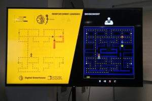 How an AI bot could match the Pac-Man record score – and be used to help autonomous cars make the right decisions