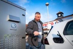 UK electric vehicle charging network to expand by 14% with Tesco-VW partnership