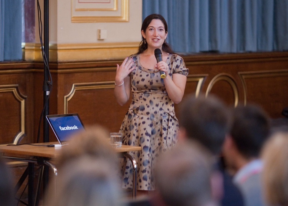 Randi Zuckerberg speaks to the UK Foreign Office as Facebook's Marketing Strategist, October 2010 (Credit: Foreign Office/Flickr)