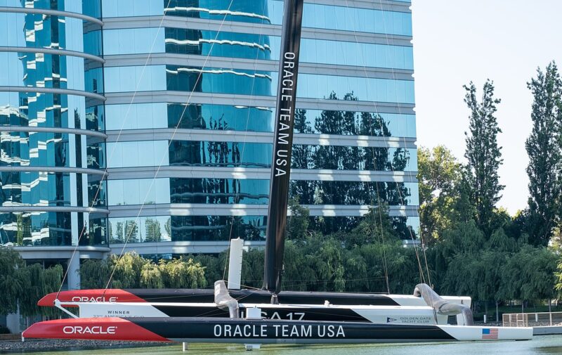 1200px-USA_17_at_Oracle_Corporation_Headquarters_-_July_2019_(8581)