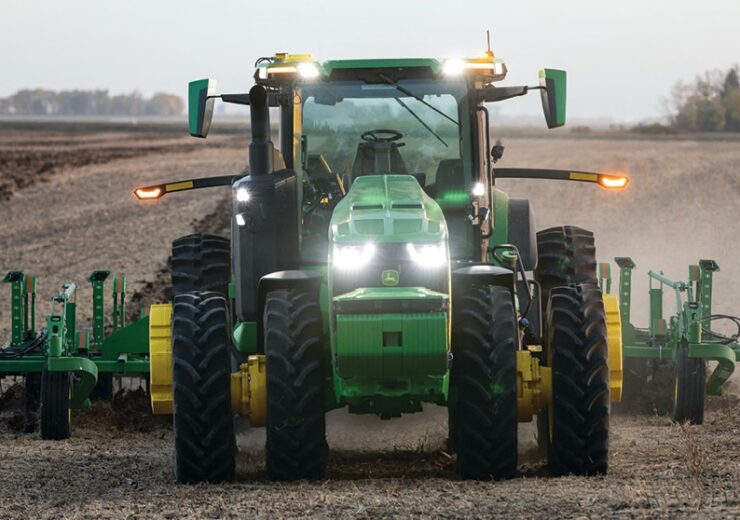 NR-Autonomous-Tractor-Field-John-Deere-CES